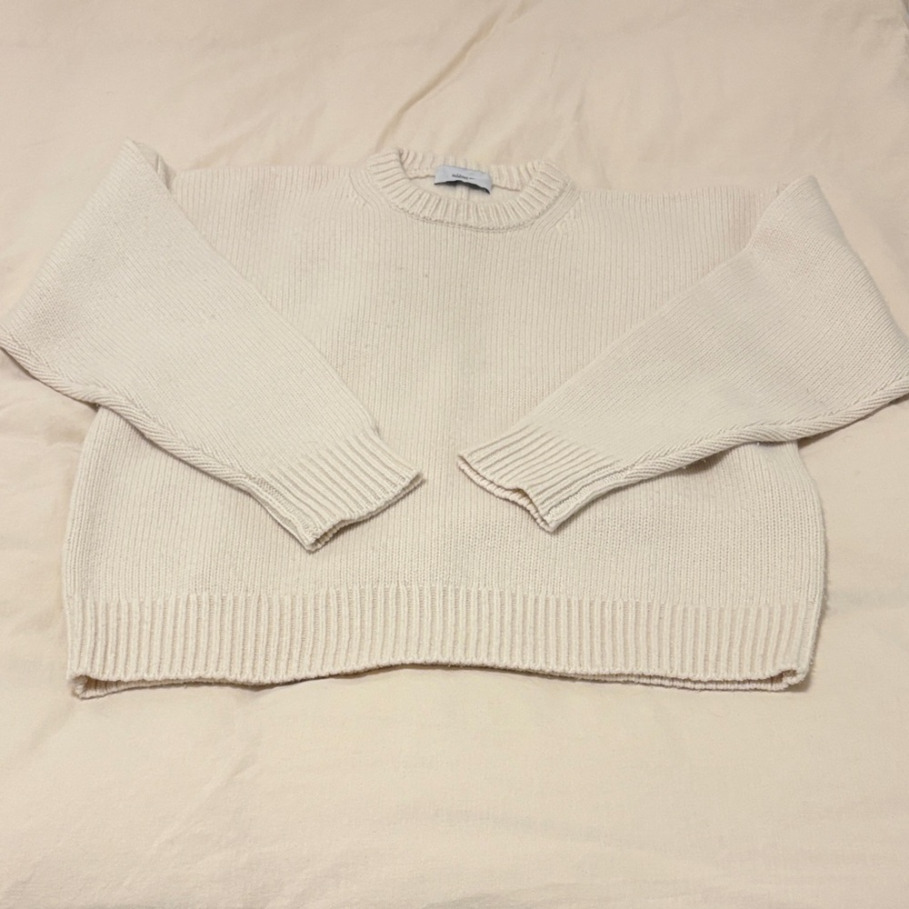 Elegant Ivory Crew Neck Sweater